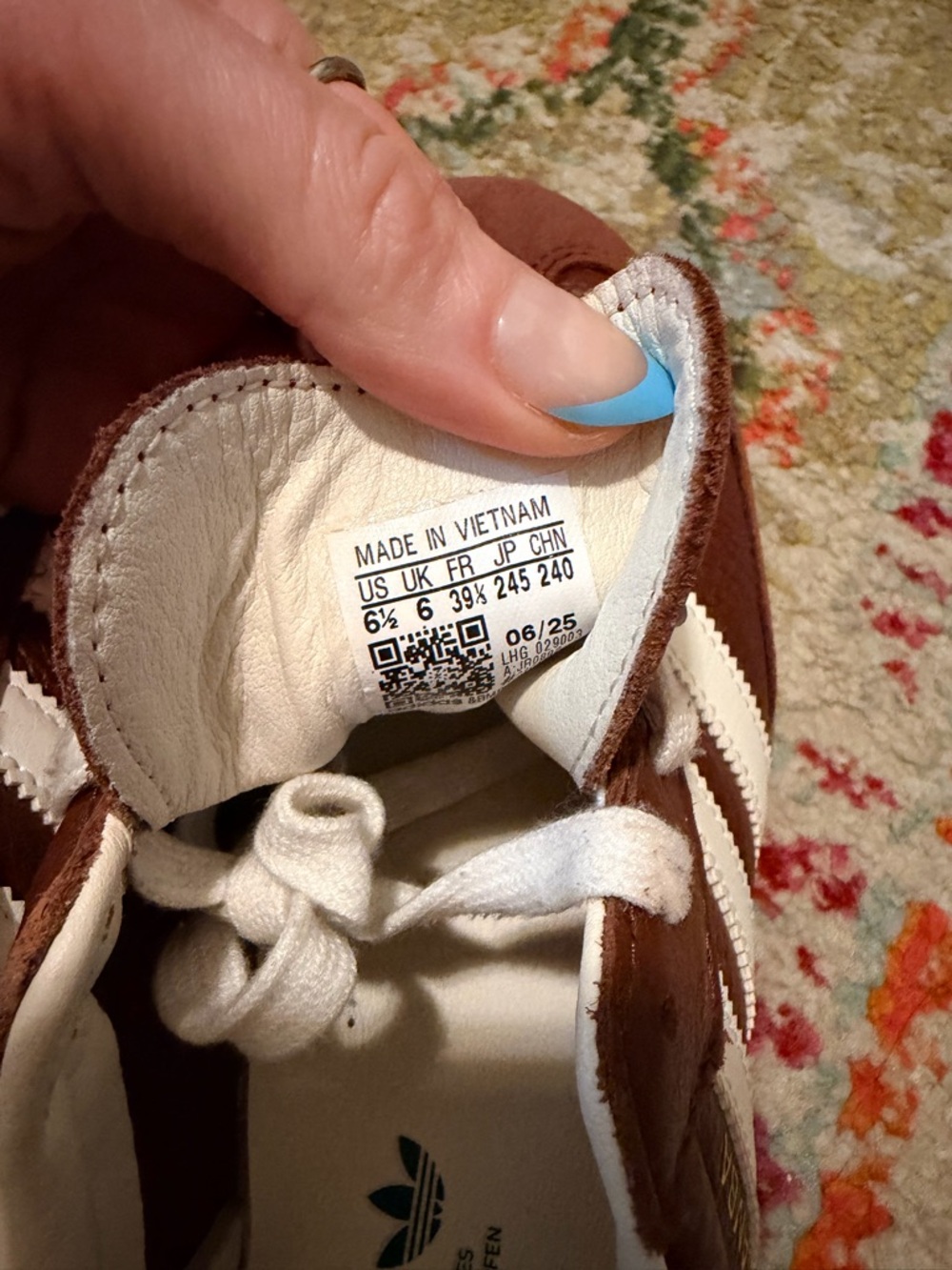 ADIDAS Brown Leather Sneakers with White Stripes. Size US men’s 6.5 / Women’s 8 - Picture 8 of 13